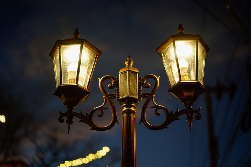 Cost of Lamp Post Repair — Cost of Lamp Post Repair